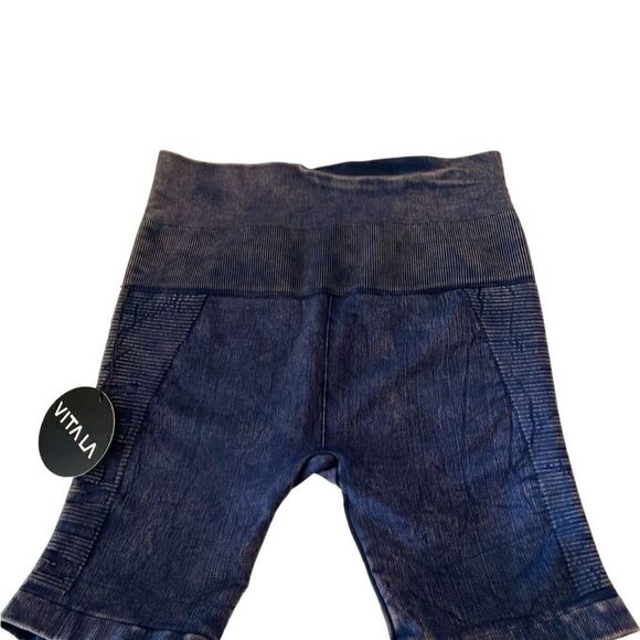 NWT VITA LA Blue Jean Spandex Compression Biker Shorts Sz.M/L - Picture 1 of 4